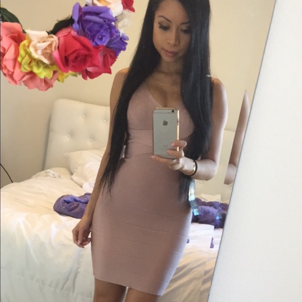 Bebe double v neck bandage dress